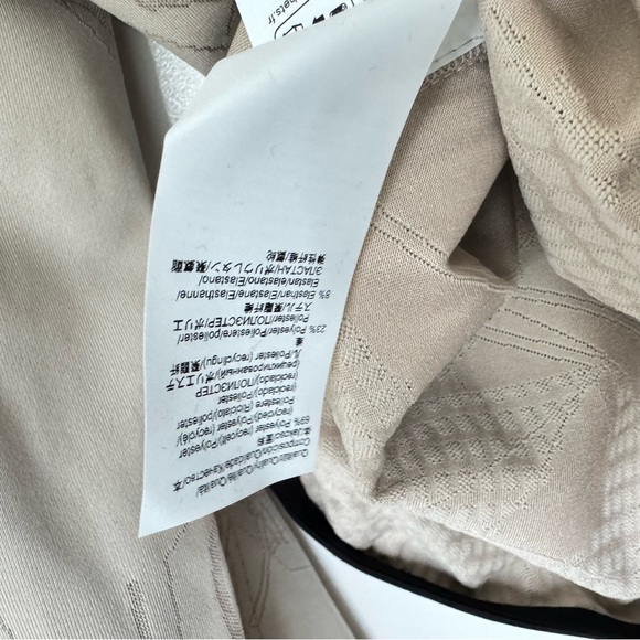 (NWT) BOSS Men's Patterned Beige Sweatshirt - Picture 12 of 12